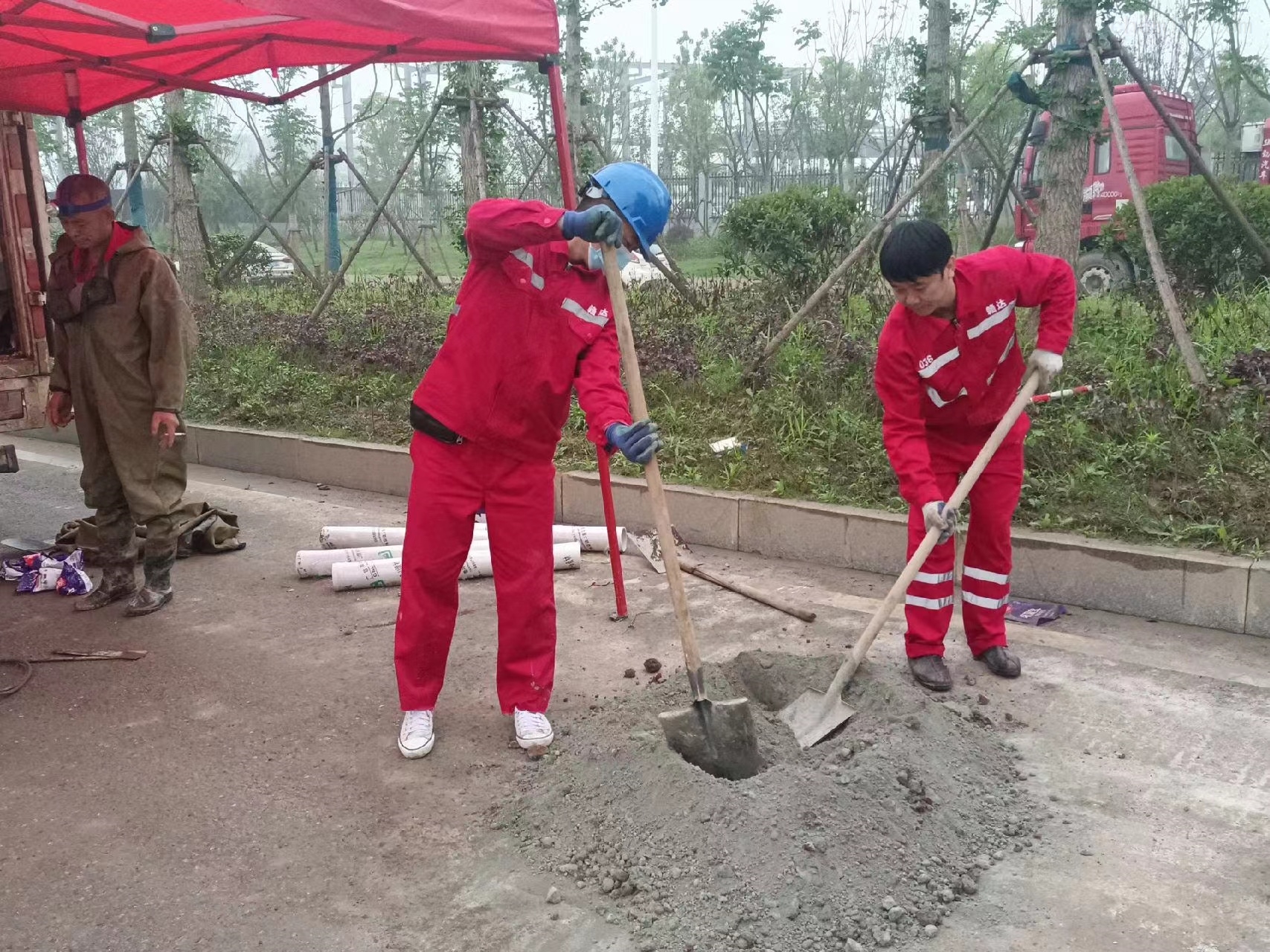 宁洱管道疏通哪家好】及时进行市政管道清淤